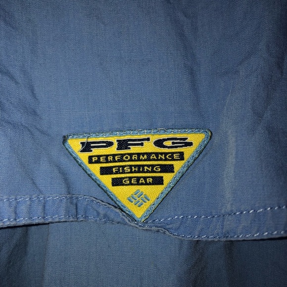 Columbia button up - Picture 5 of 6